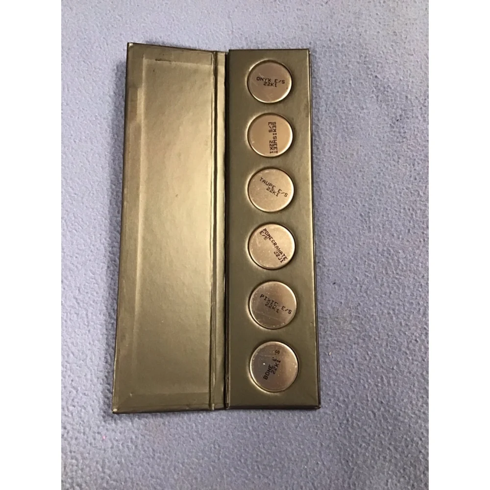 MUD Make-up Designory Eyeshadow Palette Gold Multi-color NEW